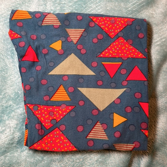 OS Lularoe Legging bundle - Picture 7 of 7